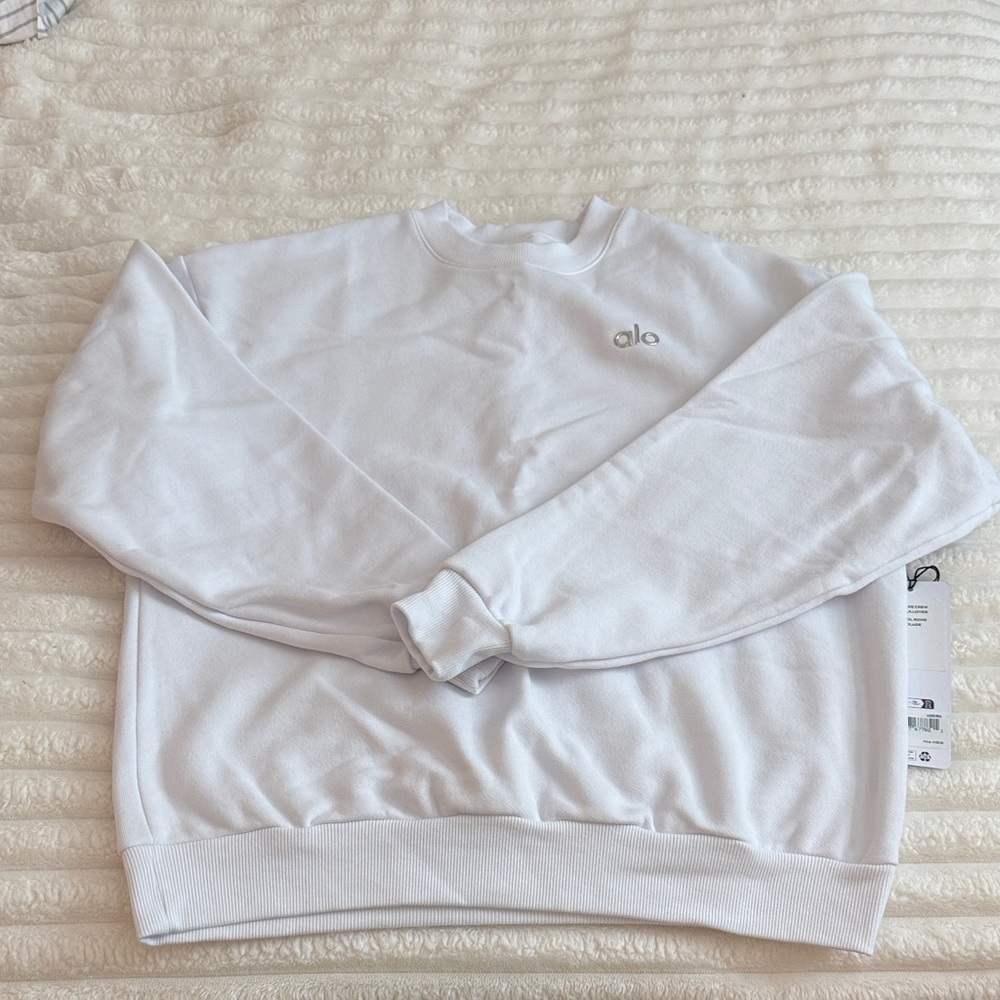 ALO Yoga Accolade Crew Neck Pullover